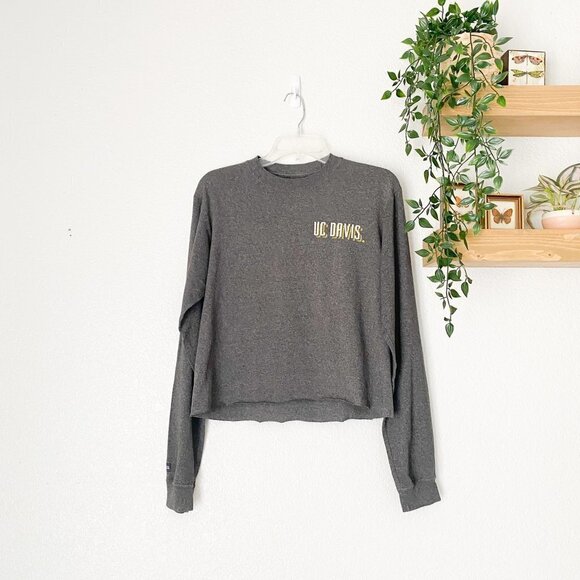 🦋 UC DAVIS Jansport Crop Top Long Sleeve Graphic Tee Small - Picture 1 of 4